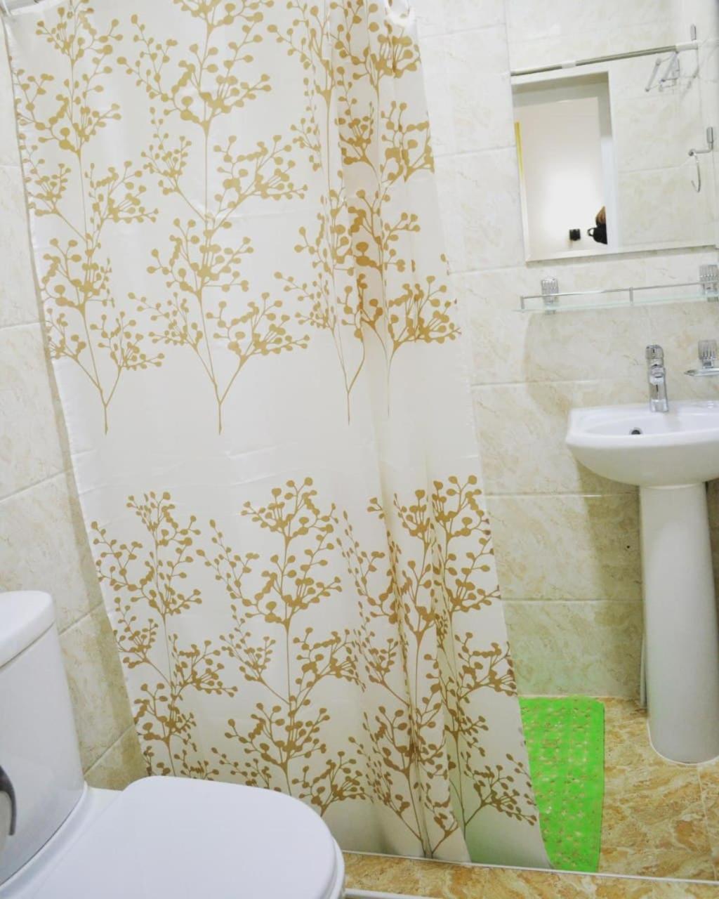 Elegant Family Hotel Tashkent Esterno foto